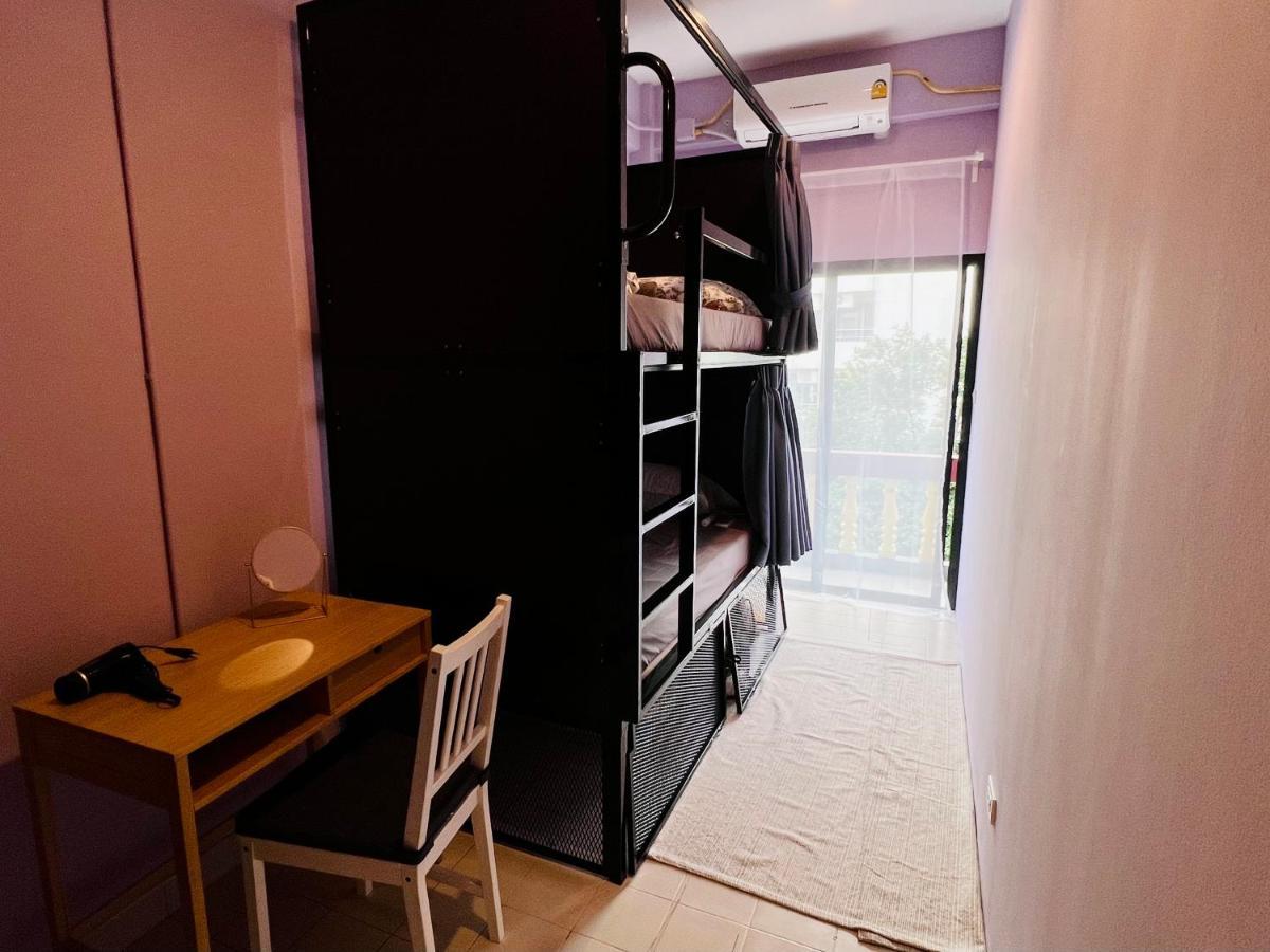 El Biografo Hostal